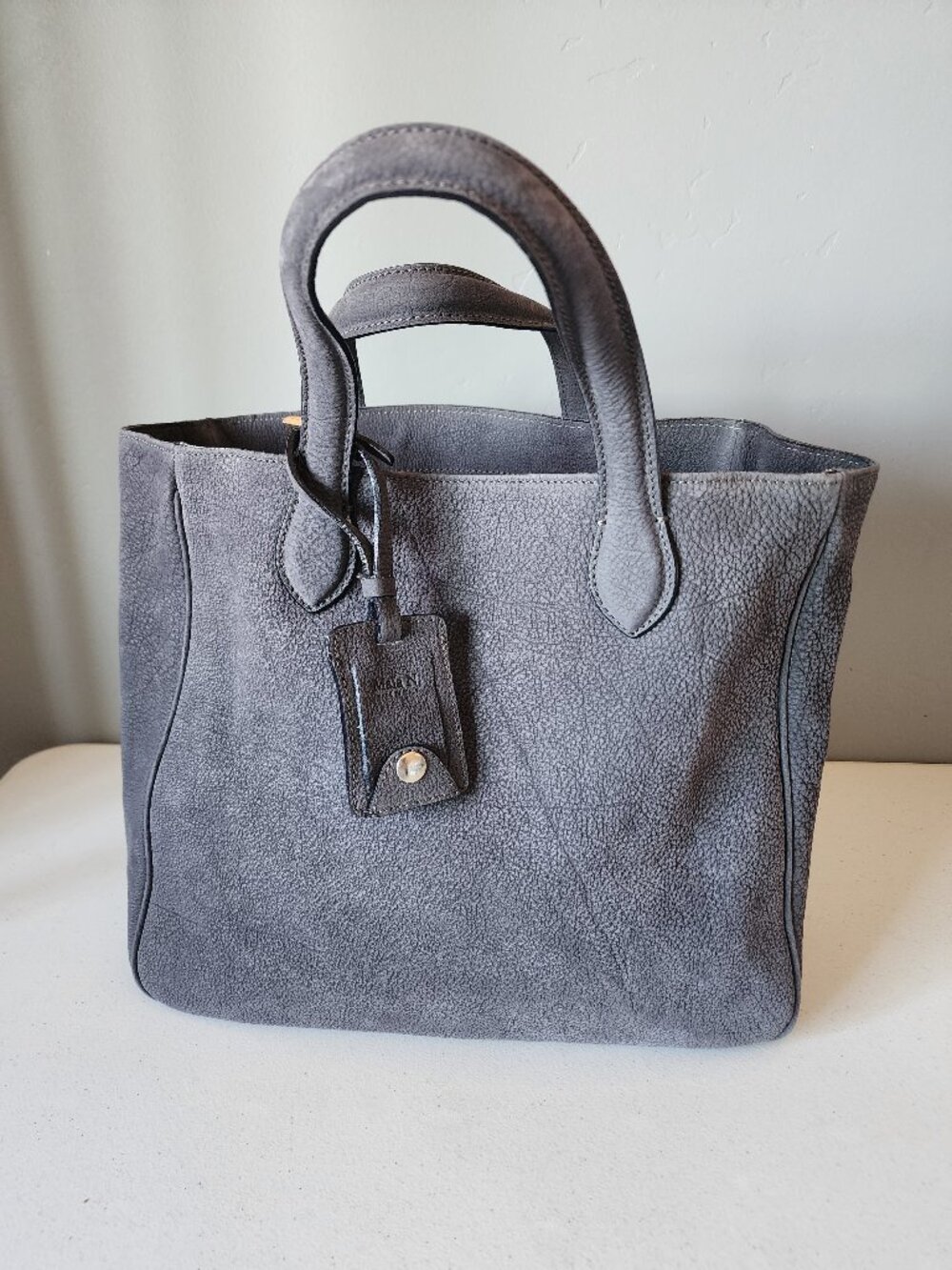 Maia N. Tote "LIKE NEW" - Picture 15 of 16